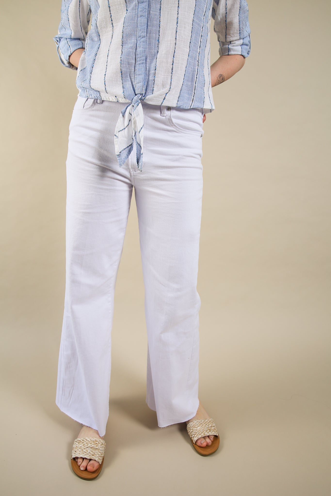 women's white jeans